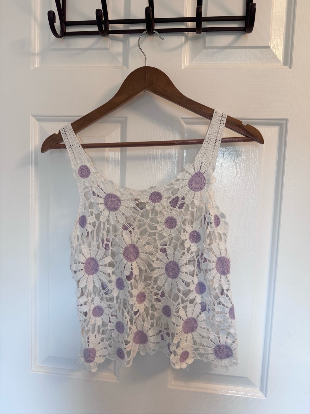 Altar’d State Lavender and White Daisy Crochet Tank Top